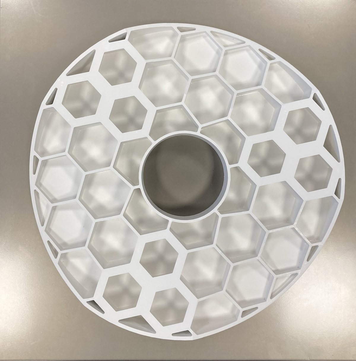 Honeycomb ceramic structure for filtration and catalyst support